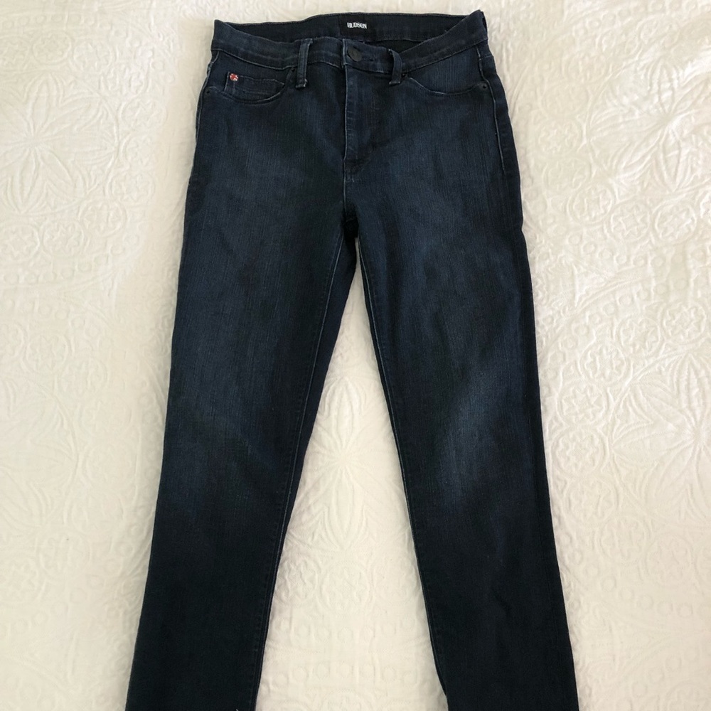Dark wash high waist Hudson skinny jeans size 27